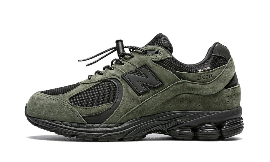 NEW BALANCE 2002R GORE-TEX JJJJOUND PINE GREEN