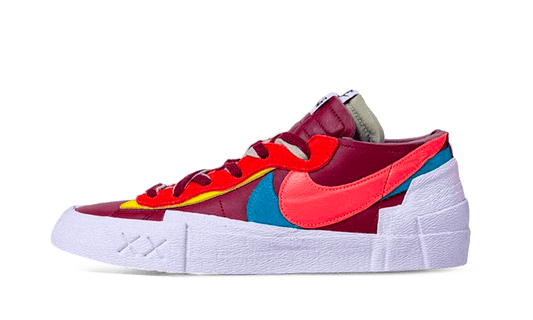 NIKE BLAZER LOW SACAI X KAWS RED BLUE