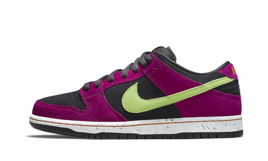 NIKE SB DUNK LOW PRO "RED PLUM ACG"